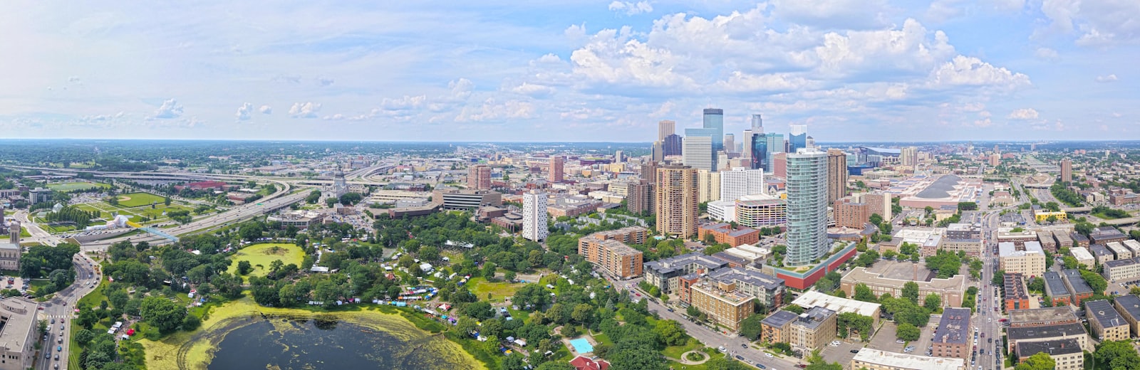 downtown Minneapolis skyline — tandoco's Twin Cities delivery area
